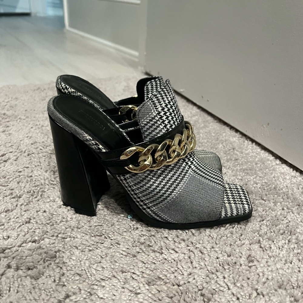 Forever 21 Black and White Plaid Mules with Gold Chain